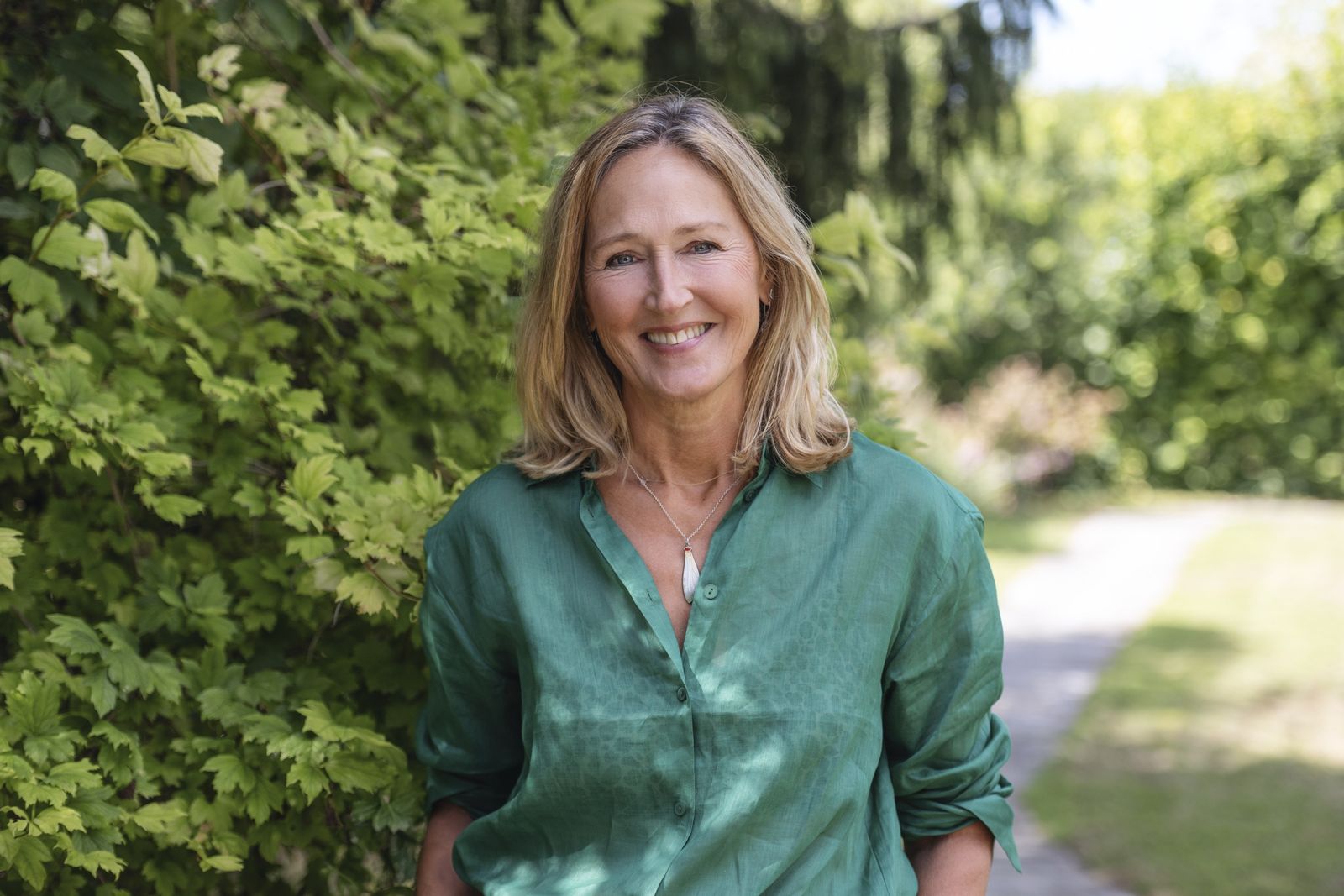 Jac Crow in her garden in Bassingbourn